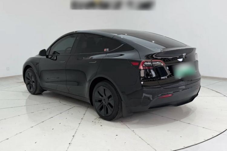 Used Tesla Model Y 2023 Rear-Wheel-Drive Version Rear Left 45 Deg