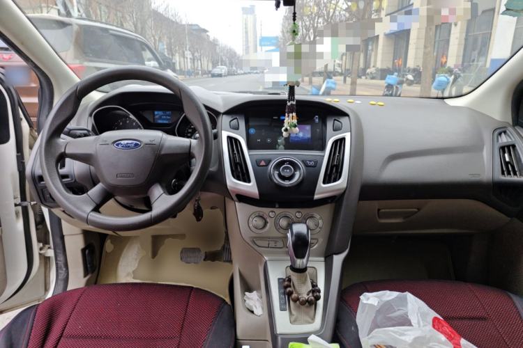 Used Ford Focus 2012 Sedan 1.6L Automatic Comfort Model
