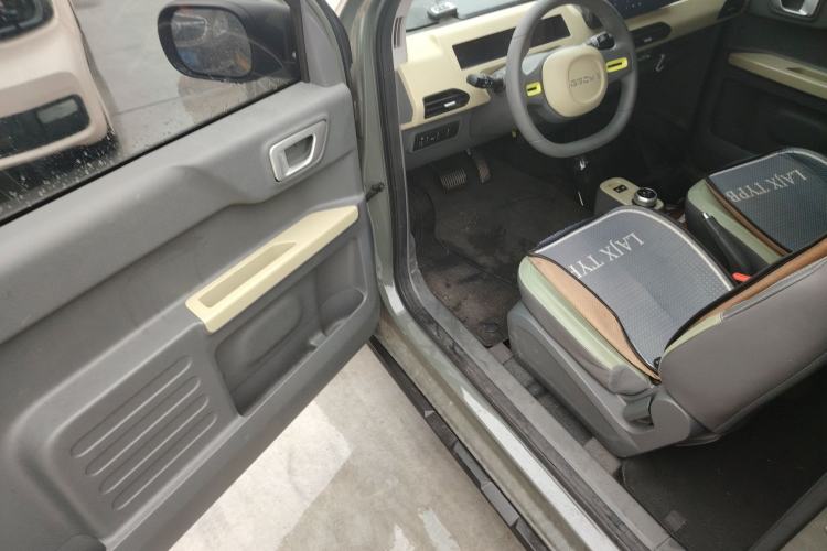 Used Geely Galaxy Panda 2024 200km Panda Rider Driver Seat