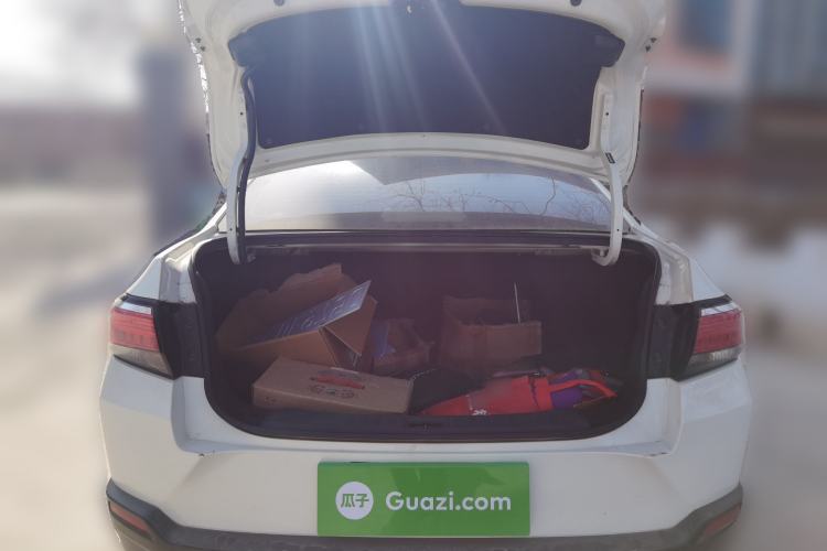 Used Venucia D60 2019 100 000 Glory 1.6L Entry Manual ChenShang Edition China VI
