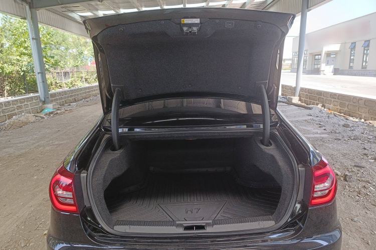 Used Hongqi H7 2019 2.0T Elite Edition
