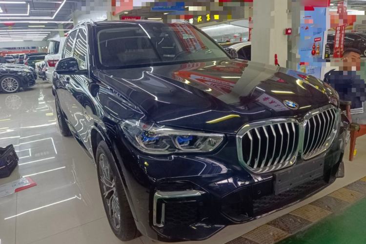 Used BMW X5 2022 xDrive 30Li Luxury M Sport Package