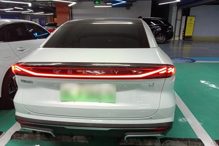 Used Geely Galaxy L6 2023 125km MAX Rear