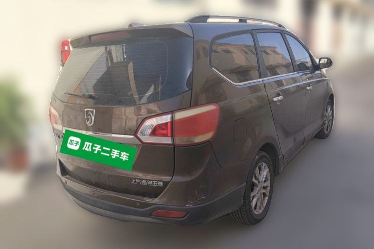 Used Baojun 730 2014 1.5L manual luxury trim 7 seats