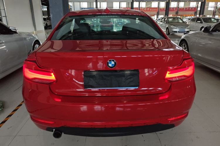Used BMW 2 Series 2018 220i Sport Design Package