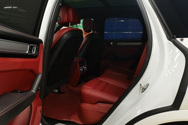 Used Porsche Cayenne 2023 Cayenne 3.0T Platinum Edition
