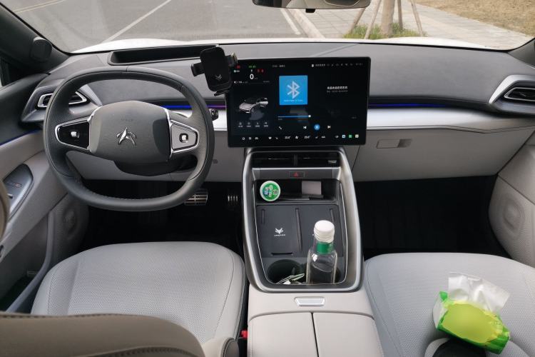 Used ARCFOX Alpha S5 2024 560MAX 185kW Center Console