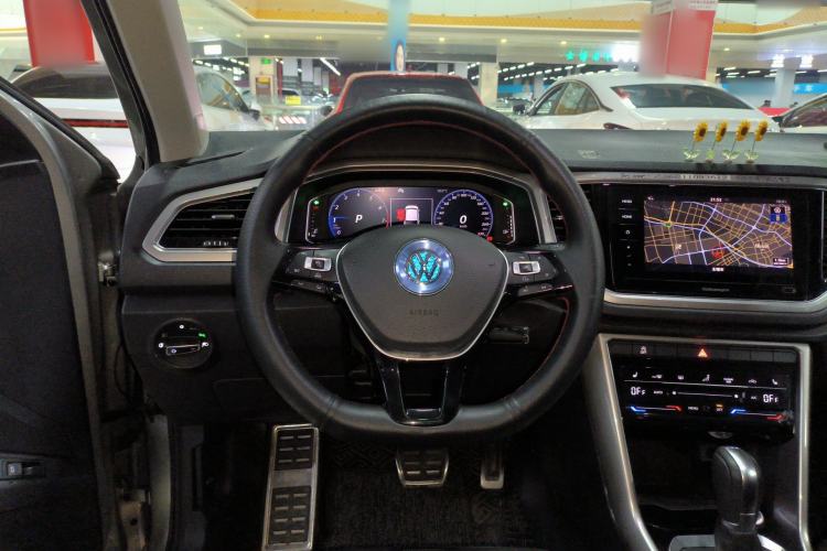 Used Volkswagen T-ROC 2020 230TSI DSG Two-Wheel Drive Advanced Version Steering Wheel