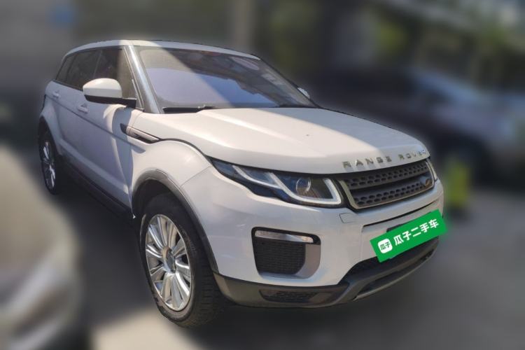 Used Land Rover Range Evoque 2016 2.0T SE Smart Glow Edition Front Right 45 Deg