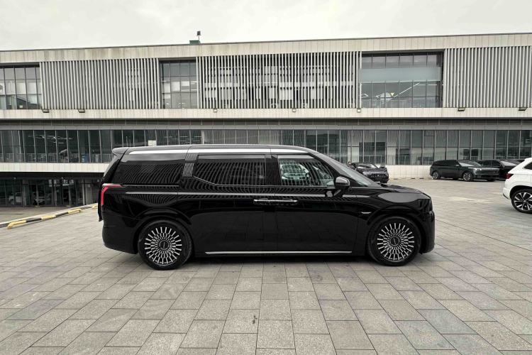 Used Zeekr 009 2024 7-Seater Walk-Through Version Four-Wheel Drive 108 kWh Exterior 8