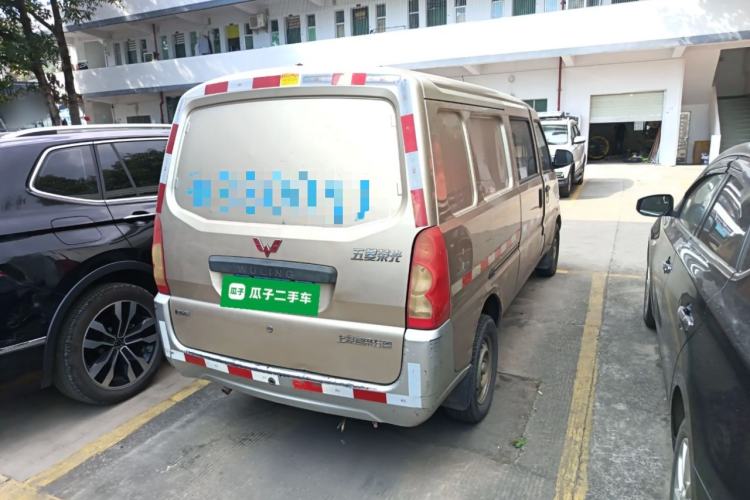 Used Wuling Rongguang 2019 1.5L Extended-Body Van Base Model with 5 Seats
