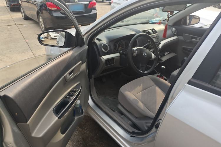 Used CHANGAN Alsvin 2012 Sedan 1.5L Manual Luxury Model Driver Seat