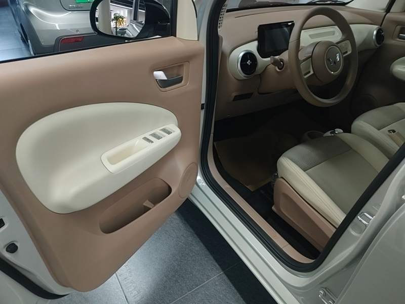 Used Wuling Hongguang MINIEV 2025 Four-Door Version Advanced Edition — 15