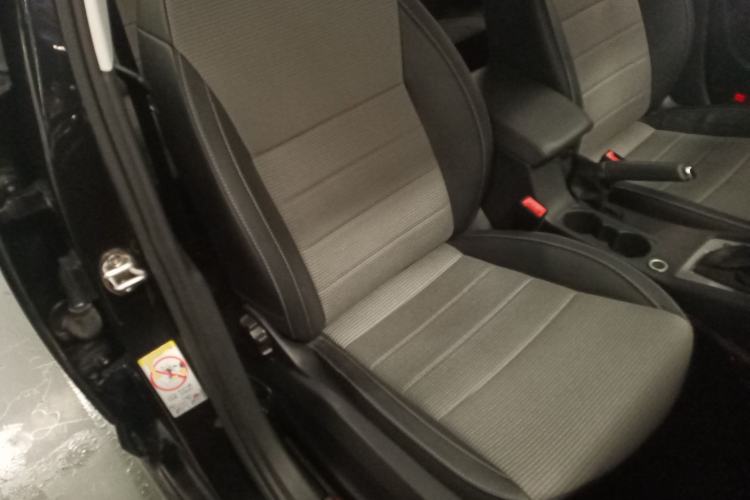 Used Skoda Octavia 2016 1.6L Automatic Chuanxing Edition Right Front Seat