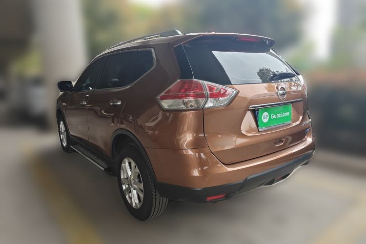 Used Nissan X-Trail 2015 2.0L CVT Comfort MAX Edition 2WD
