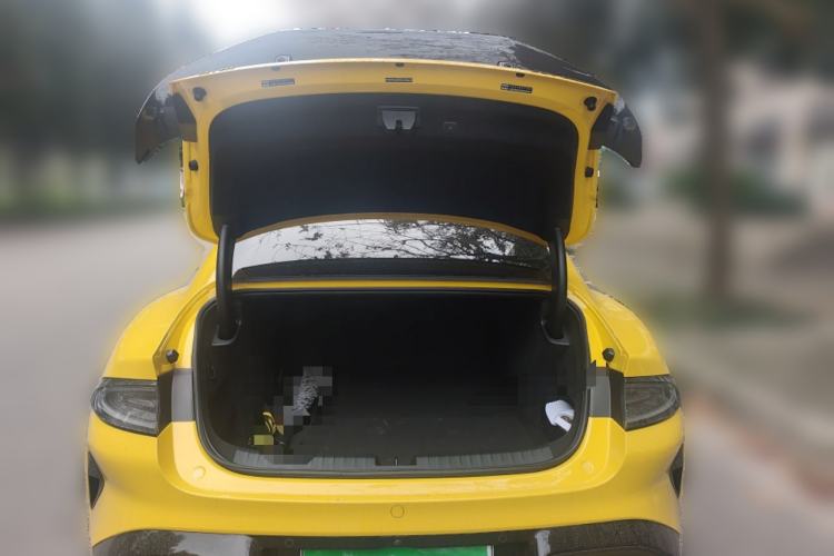 Used Xiaomi Auto SU7 Ultra 2025 Ultra Model Trunk