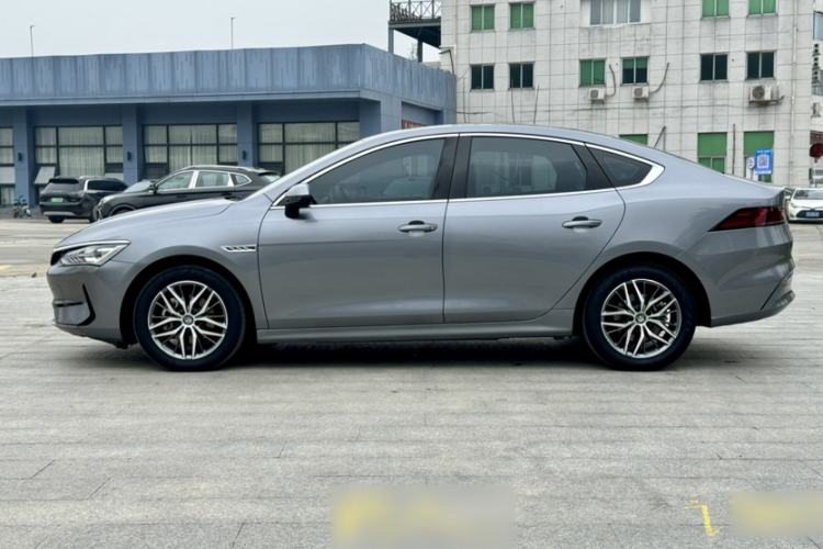 Used BYD Qin PLUS 2021 EV 500KM Luxury Model
