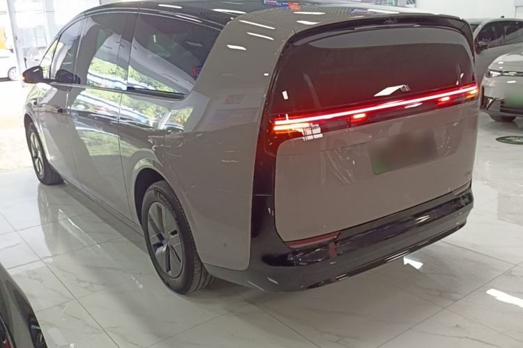 Used Li Auto MEGA 2024 Ultra Model Rear Left 45 Deg