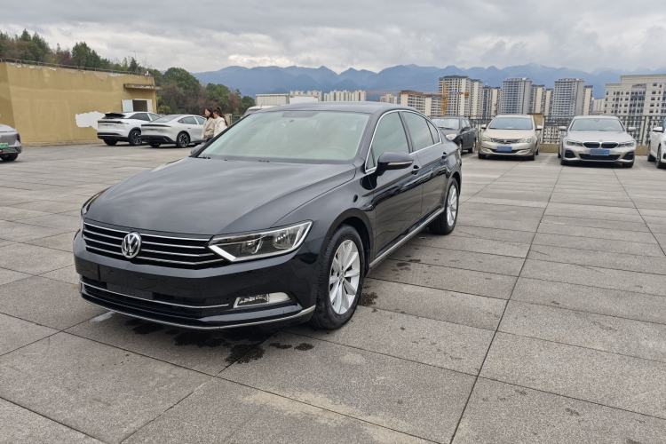 Used Volkswagen Magotan 2018 330TSI DSG Advanced Model