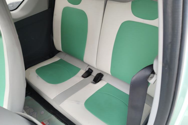 Used Wuling Hongguang MINIEV 2021 Macaron Sandwich Model 120 km Lithium Iron Phosphate