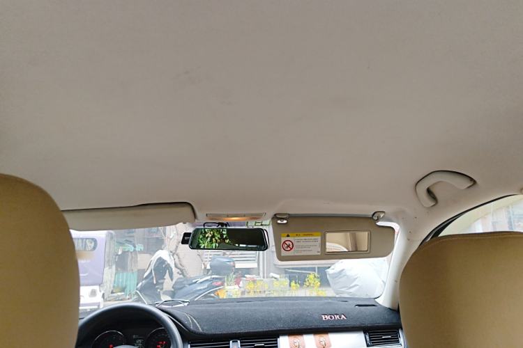 Used Volkswagen Bora 2015 Value Edition 1.6L Manual Fashionable Style