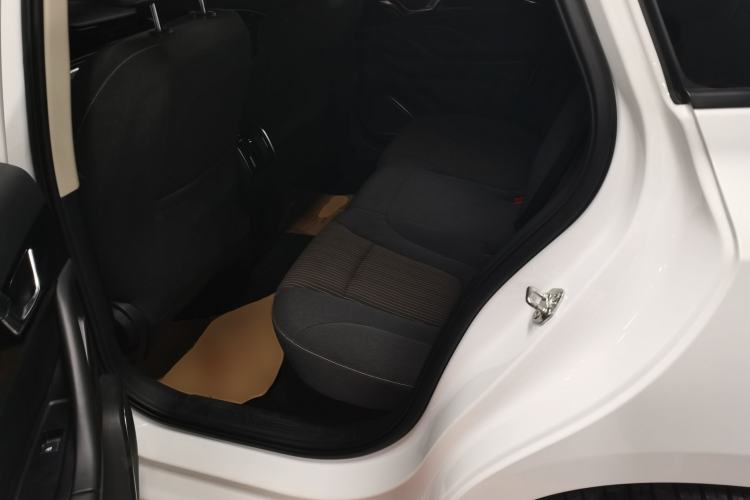 Used Bestune B70 2022 Third Generation 1.5T Automatic Enjoyment Version Left Rear Seat