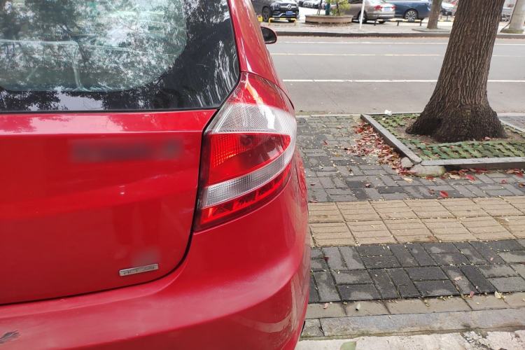 Used Chery Fengyun 2 2013 Hatchback 1.5L AMT Ruìyì Edition
