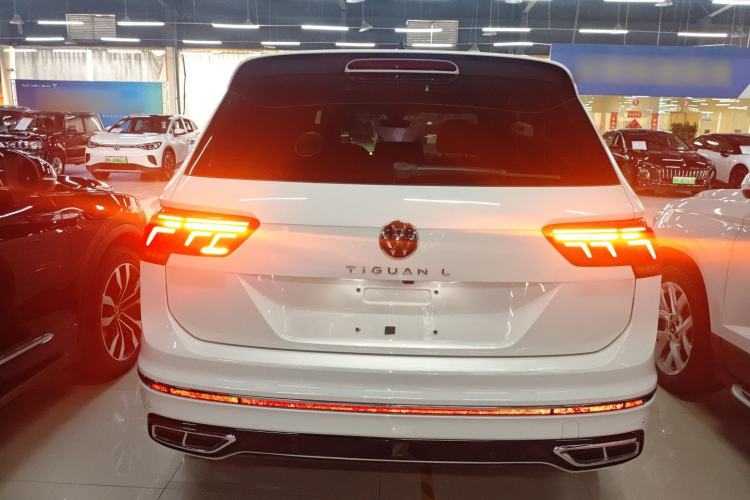 Used Volkswagen Tiguan L 2022 330TSI Automatic Two-Wheel Drive R-Line Flagship Edition
