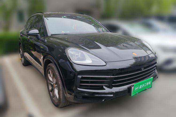 Used Porsche Cayenne E-Hybrid 2023 Cayenne E-Hybrid 2.0T Platinum Edition Front Right 45 Deg