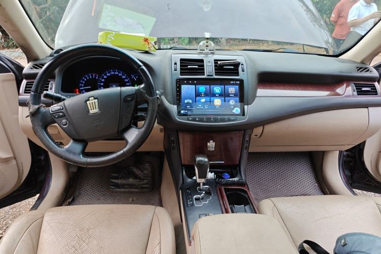 Used Toyota Crown 2010 2.5L Royal Leather Sunroof Edition Center Console