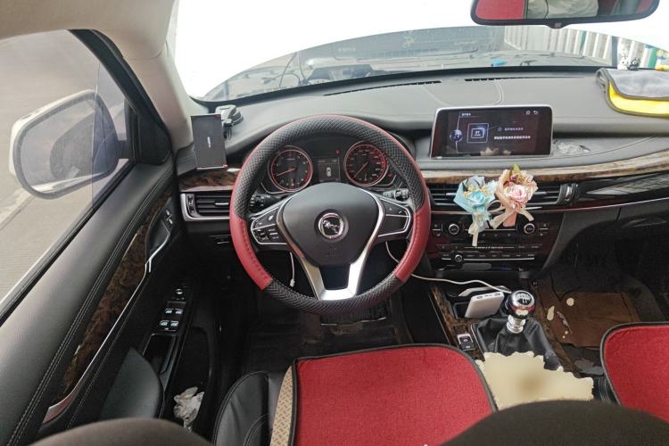 Used Hanteng X7 2016 1.5T Manual Luxury Edition Steering Wheel