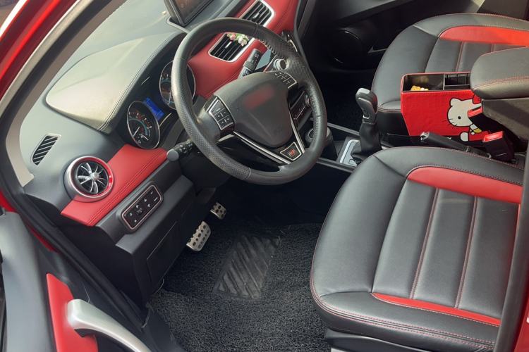 Used Haval H1 2015 1.5L AMT Luxury Model
