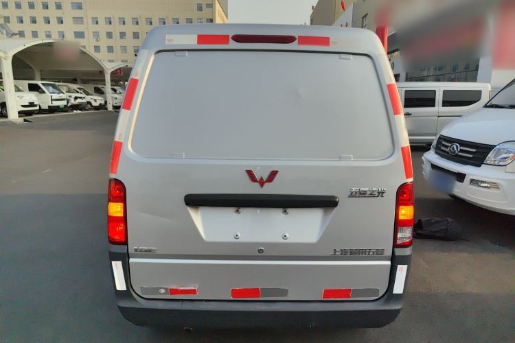 Used Wuling Zhiguang 2023 1.5L Utility Version with Enclosed Windows 2 Seats
