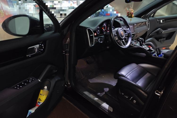 Used Porsche Cayenne 2019 Cayenne Coupé 3.0T Driver Seat