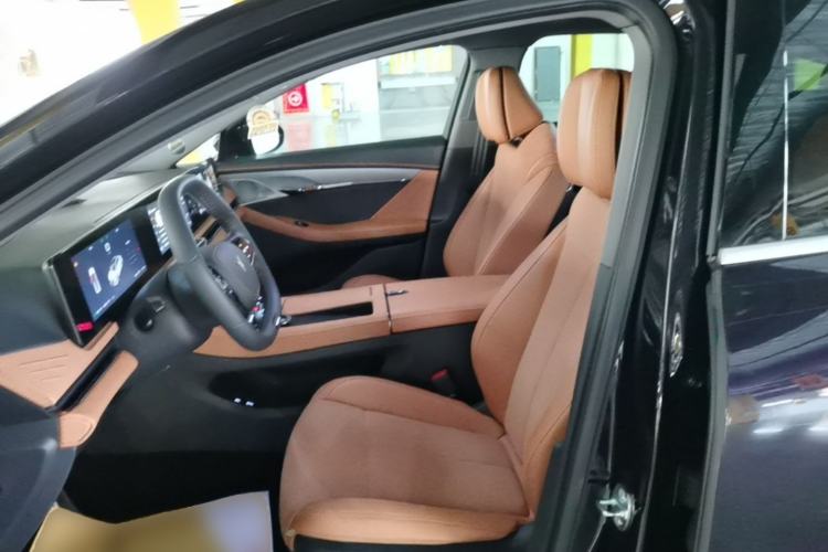 Used VOYAH PASSION 2024 PHEV Four-Wheel Drive Ultra-Long Range Flagship Model