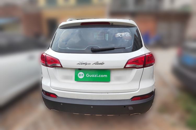 Used Zotye Domy X5 2016 1.5T Manual Luxury 7-Seater China V Emission Standard
