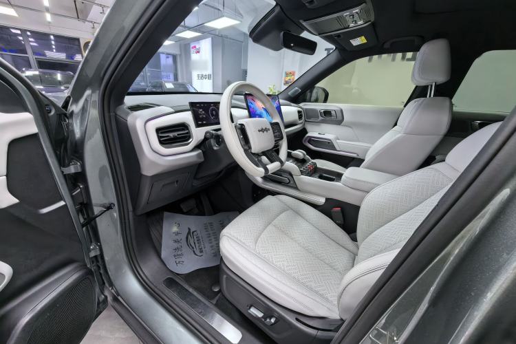 Used Formula Leopard Titanium 3 2025 501KM All-Wheel Drive Intelligent Driving Ultra Version
