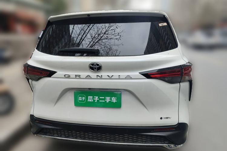Used Toyota Granvia 2024 2.5L Hybrid Comfort Edition