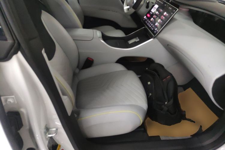 Used Avatr 11 2022 Ultra-Long Range Dual-Motor Luxury Edition 4 Seats