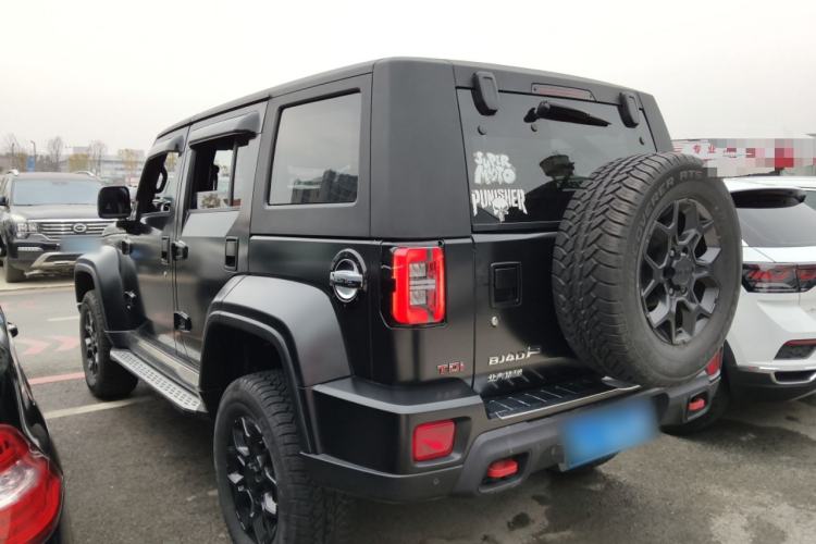 Used BAIC Off-Road BJ40 2023 2.0D Automatic Four-Wheel Drive Blade Hero Edition Adventurer Type
