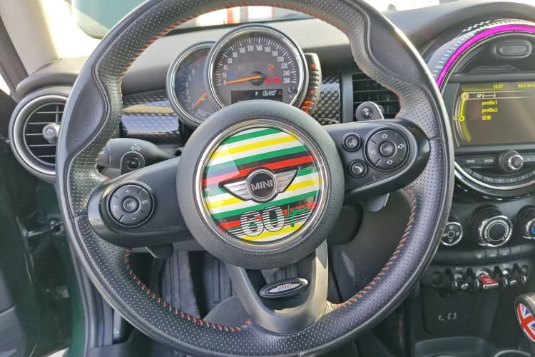 Used MINI 2014 2.0T COOPER S Fun Steering Wheel