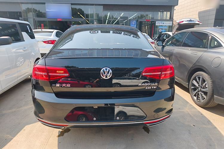 Used Volkswagen Magotan 2019 330TSI DSG Leading Edition China V Standard