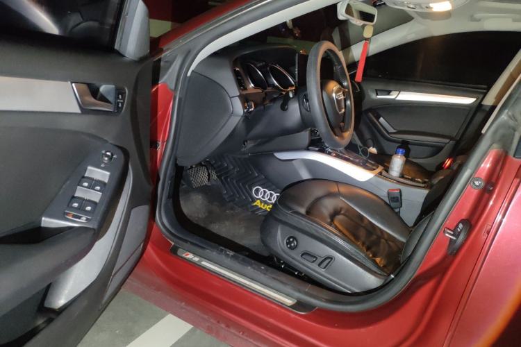 Used Audi A5 2010 2.0TFSI Sportback Comfort Model