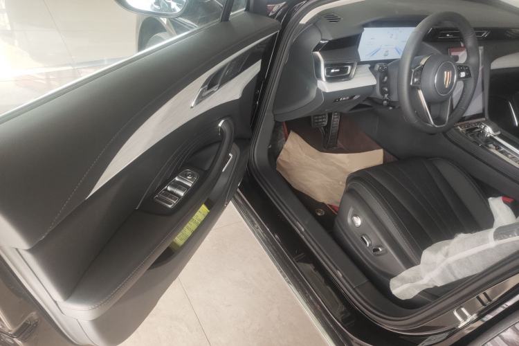 Used Hongqi H5 PHEV 2025 170 Super Hybrid Version Driver Seat