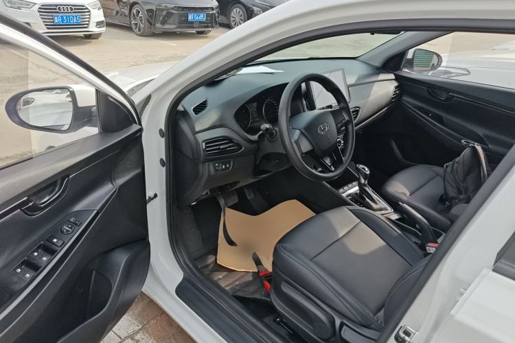 Used Hyundai Celesta 2018 1.6L Automatic GL Enjoyment Edition China VI compliant