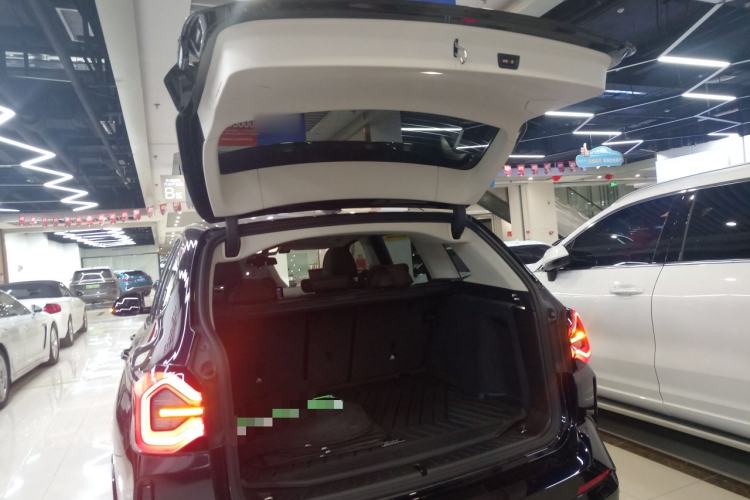 Used BMW iX3 2022 Updated Leading Type Trunk