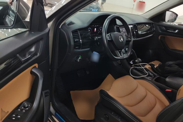 Used Skoda Kodiaq GT 2019 TSI330 Two-Wheel-Drive Luxury Edition China VI Standard Driver Seat