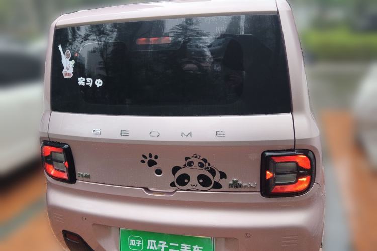 Used Geely Galaxy Panda 2023 Panda Mini 200km Endurance Bear
