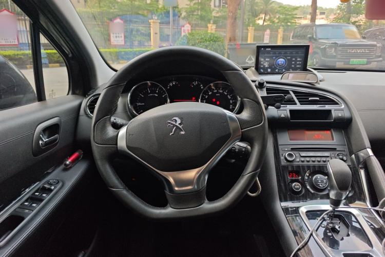 Used Peugeot 3008 2013 1.6THP Automatic Trend Edition Steering Wheel