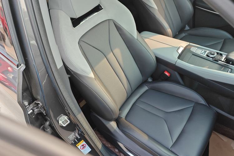 Used Changan CS75 PLUS 2025 Model, 3rd Generation Champion Edition 1.5T Jinghang Version